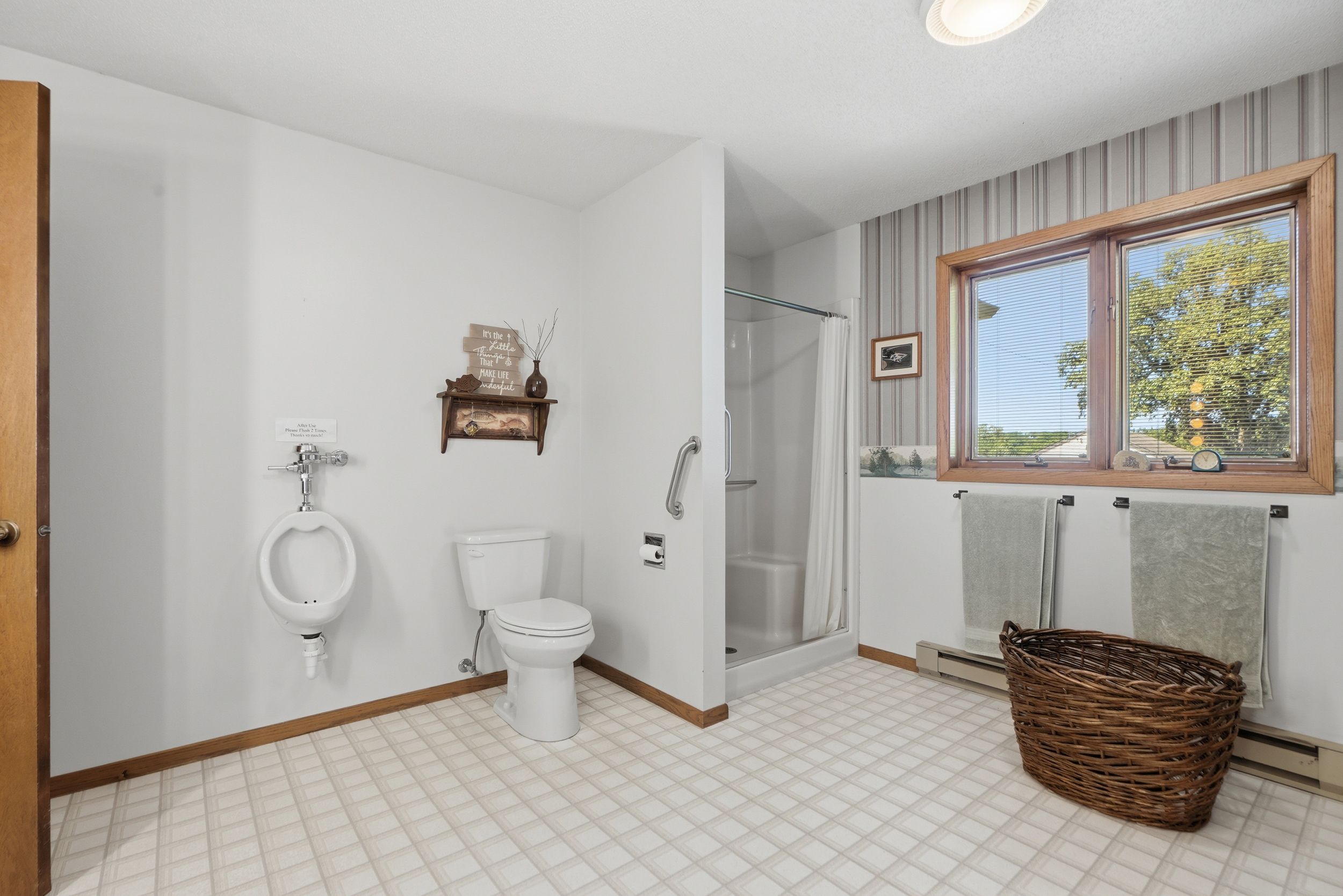Listing Photo: 2276 400th ave-028
